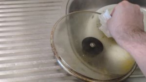 Как отмыть сковороду от жира.