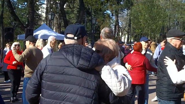 ТАНЦЫ В ЦЕНТРАЛЬНОМ ПАРКЕ (ЦП)   (12.04.2025) ЭПИЗОД 1 (8 ЭПИЗО? смотреть онлайн