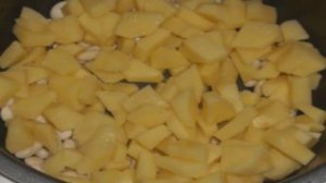 Фасолевый суп на говяжьем бульоне