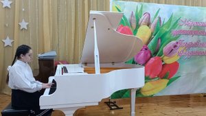 1.Х.Сетеков. Танец гномов.2. Д.Кабалевский. Этюд ля-мажор
