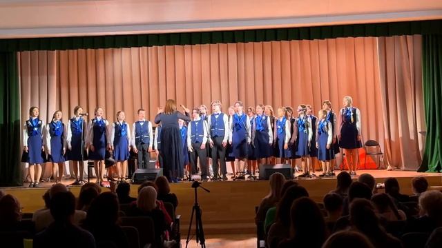 "Передний край"-А. Пахмутова/Н.Добронравов. Исп. хор ста смотреть онлайн