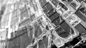 Уснувший за рулем водитель фуры протаранил семь машин