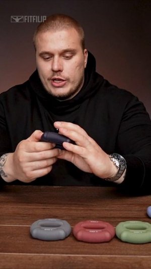 Как жать кистевой эспандер. Советы от чемпиона мира по армрестлингу - Никита Юрковец