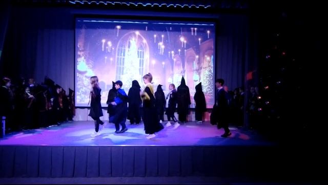 Гарри Поттер Новогодний танец / Shuffle Dance / Дети танцуют ? смотреть онлайн