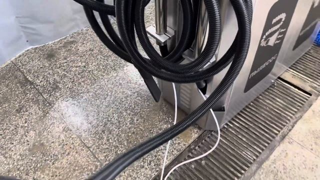 Пылесос самообслуживания с функцией чернитель (черни? смотреть онлайн