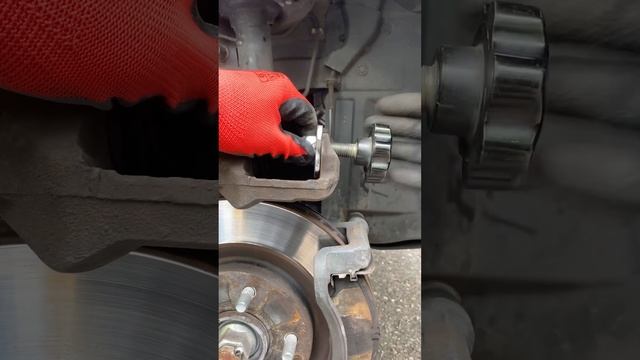 Колодки Nissan Qashqai . Просто. Легко. Раз-два!!!! Без проблем. смотреть онлайн