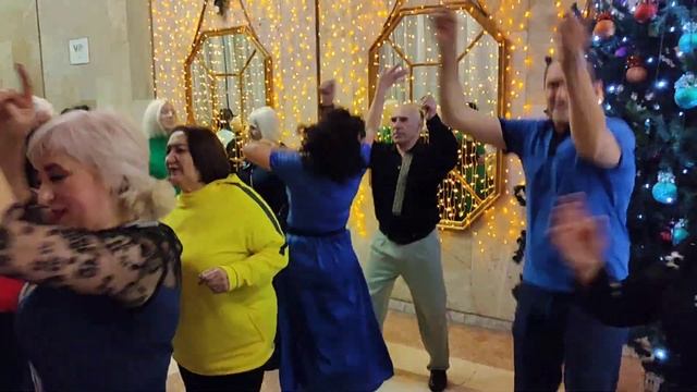 Мне снова 18...... 23.12.23. смотреть онлайн