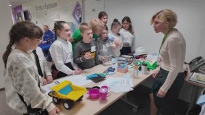 На работе у пап и мам впервые побывали дети сотрудников МКС и старооскольского подразделения УК