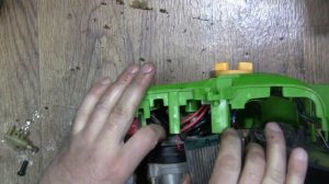 НЕ ПОДАЕТ МАСЛО НА ЦЕПЬ! Ремонт аккумуляторной пилы ProC