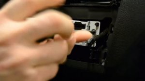 Снятие CD радио  магнитолы и экрана BMW F20 1серии