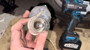 Kamolee DTW700  1800 N.M 1 / 2 дюйма 21v6Ah