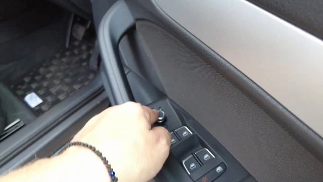 Audi Q3 - кроссовер Ауди как альтернатива Honda Vezel смотреть онлайн