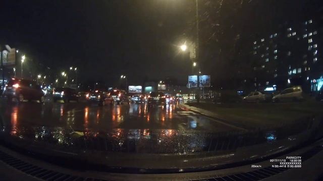 Видеорегистратор Parkcity DVR HD 790 ночь смотреть онлайн