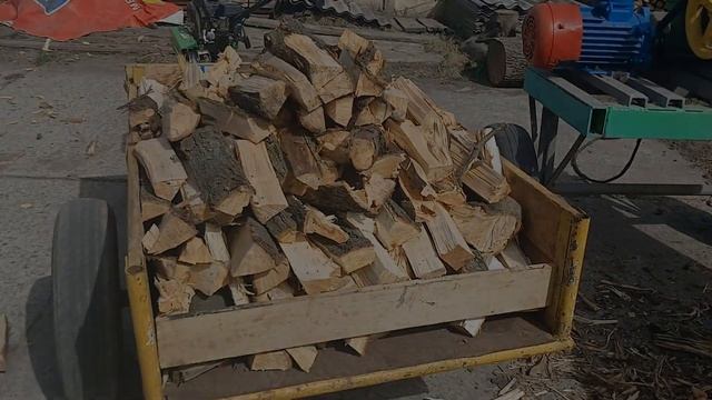 Саморобний дровокол. Заготівля дров на зиму в буржуйк? смотреть онлайн