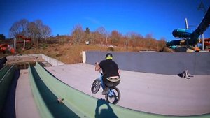 НА BMX В САМОМ БОЛЬШОМ ЗАБРОШЕННОМ АКВАПАРКЕ