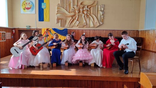 Ансамбль,, Дивертисмент " Й. Штраус ,,Полька-Анна" смотреть онлайн