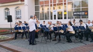 ОСЕННИЕ ЛИСТЬЯ! Открытие Осеннего Сезона На Советской