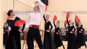 Испанский танец. Народно-сценический танец, 4 курс СПБ?