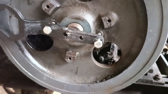 Як зняти маховик в двигуні ZS1100 мототрактора? смотреть онлайн