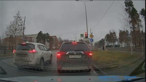 Пример видео с регистратора NEOLINE G-TECH X-54 DUAL. Дневная съё