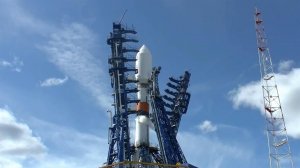 Минобороны показало кадры запуска ракеты "Союз-2.1б" с космодрома "Плесецк"