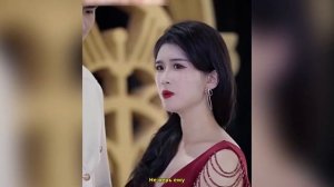 Наследница, разорвав помолвку, повела курьера на реги?