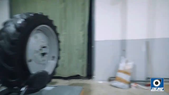 Грузовой шиномонтаж S558 Giuliano смотреть онлайн