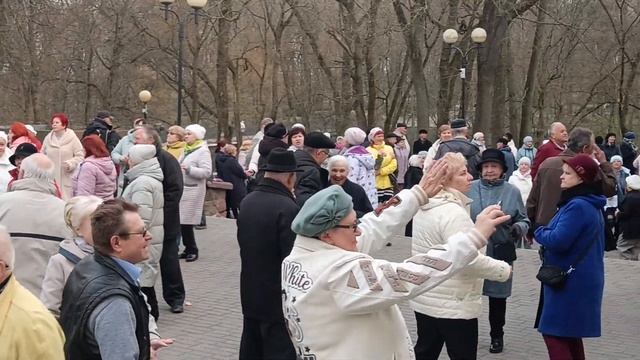 Электричка....... 12.04.25 Гомель парк Луначарского 