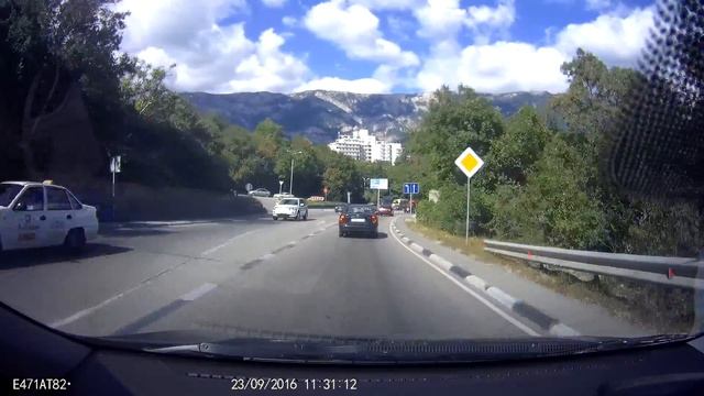 Видеорегистратор Neoline Evo Z1 день смотреть онлайн