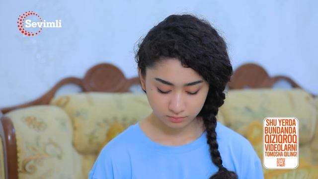 Uxlab yotgan rasmlar Mauriello Julianna Rose yalangoch