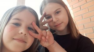 Моя сестрёнка Настя отвечает на вопросы справиться ли она
