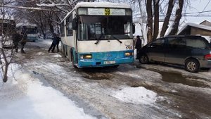 Смотреть до конца. 21 ноября. Алматы. Автобус буксует, ?