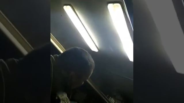 Мужчина с ножом напал на солдат в автобусе в Караганди смотреть онлайн