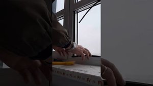 Как снять штапик с алюминиевого профиля рамы. Шлифовк?