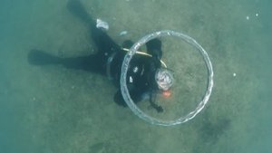Кольца под водой / Rings under water