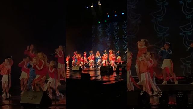 Самокатеры. Хор Великан.