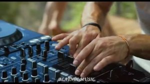 Vazov – #ДеткаЛамбада Music Video