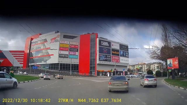 Новороссийск. Нарушение ПДД 2022-12-30_10-18-38 смотреть онлайн