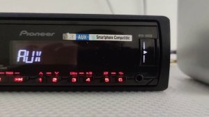 Pioneer MVH-180UB с установленным Bluetooth модулем.