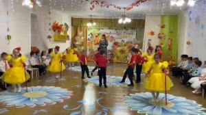 Осенний утренник в детском саду .Танец «Чарльстон» ст?