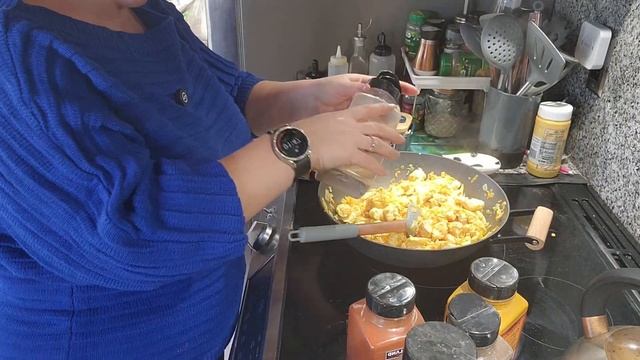 вкусный обед.рис с грудинкой смотреть онлайн