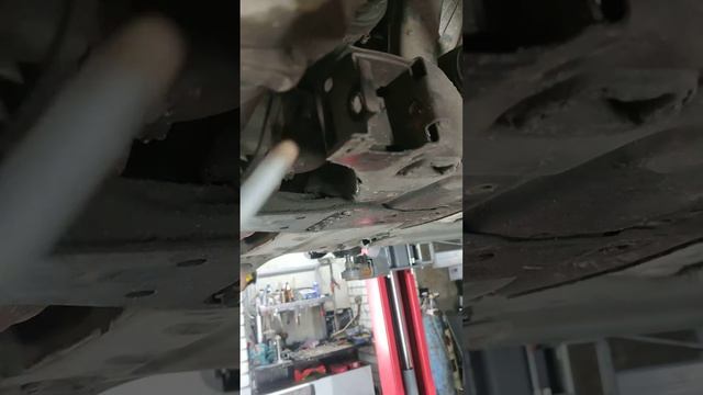 Dodge Journey 3.6 замена сайлентблоков передних рычагов смотреть онлайн