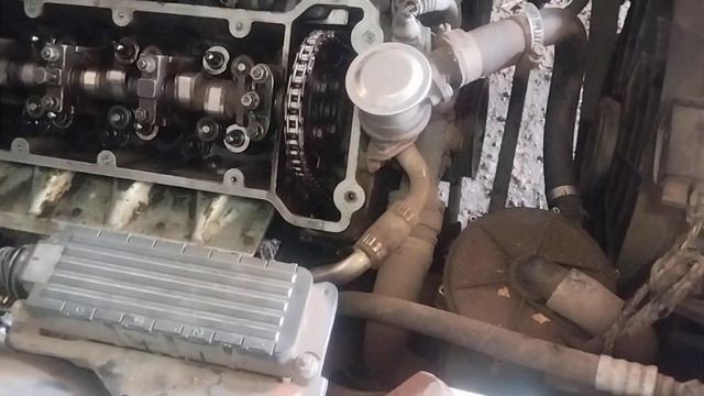 Упал клапан, при замене маслосъёмных колпачков, решае? смотреть онлайн