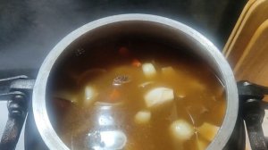 готовлю ШУРПУ В АФГАНСКОМ КАЗАНЕ в новогодние праздни