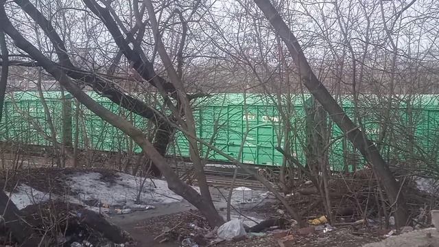 Маневры ТГМ23В48-1874 С тремя крытыми вагонами смотреть онлайн