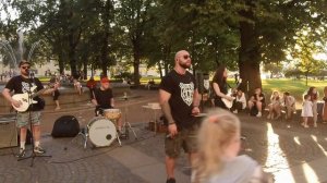 ПИТЕР ♥️ ГРУППА МЕДВЕДЬ ВЫСТУПАЕТ У ЭРМИТАЖА ♥️ НАУ?