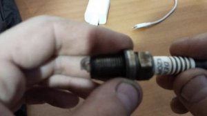 стук свечи зажигания