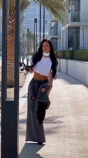 24htEsEutcc - Stunning baggy pants street style summer outfit of the day idea #fashion  #style #outf