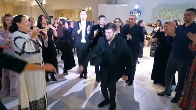 Петя Крым .Наталья и Полина Бузылевы на Круг! смотреть онлайн