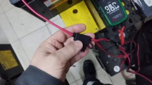 Зарядное Устройство VICTRON 12 / 25 A.Ошибка подключения (  +/?